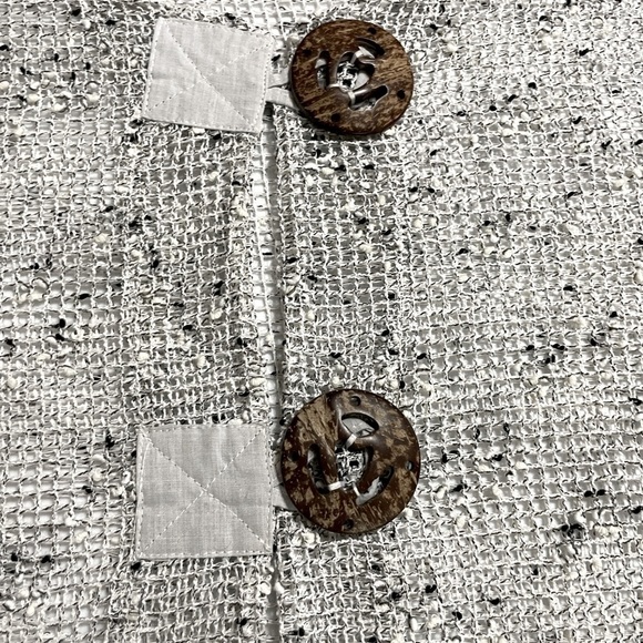 Frazzle  Open Knit Asymmetrical Hem 2 Button Cardigan Size L White Black - Picture 4 of 7